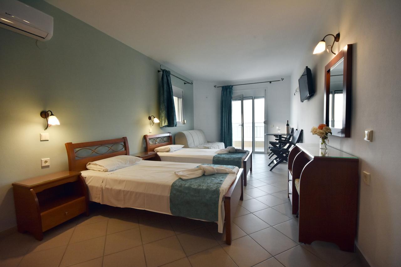 Kiwi Apartments Nea Fokea Luaran gambar